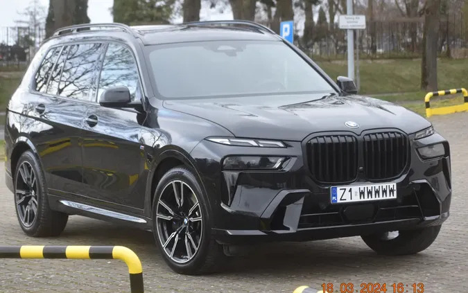 bmw BMW X7 cena 485000 przebieg: 30000, rok produkcji 2022 z Trzebiatów